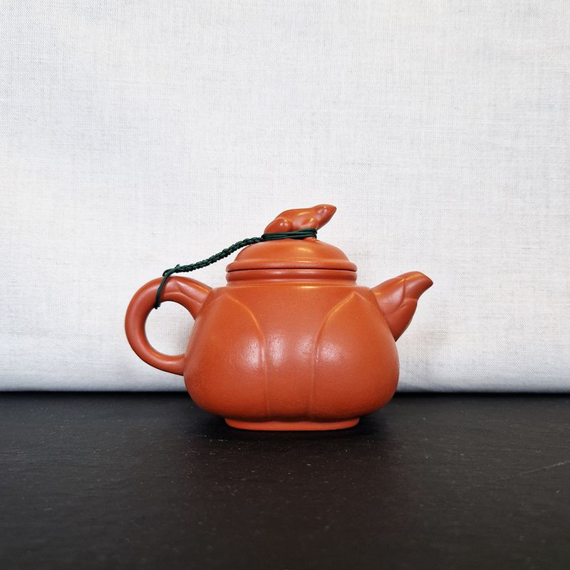 Prosperous Toad Teapot