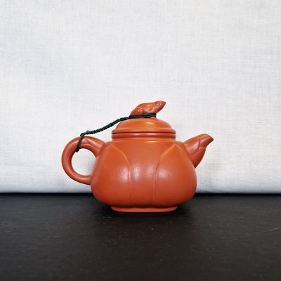 Prosperous Toad Teapot