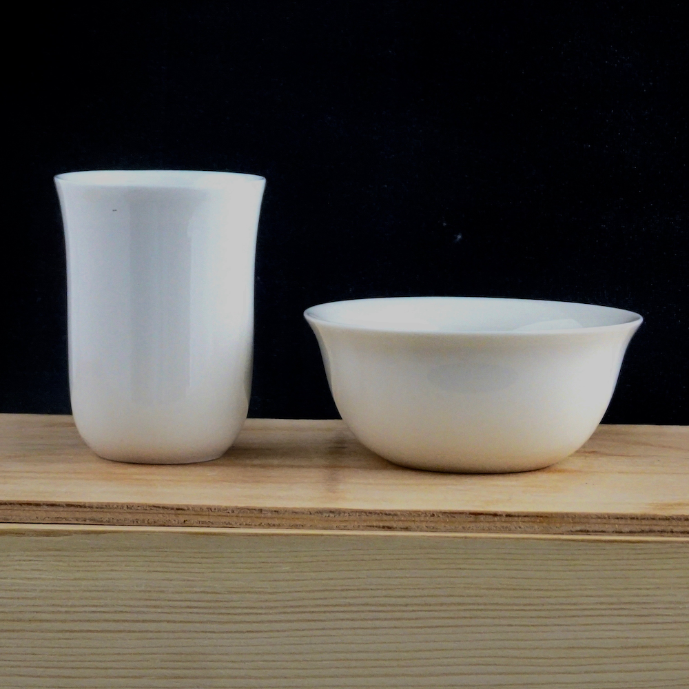 Traditional Gong Fu Cha Tasting and Smelling Teacup